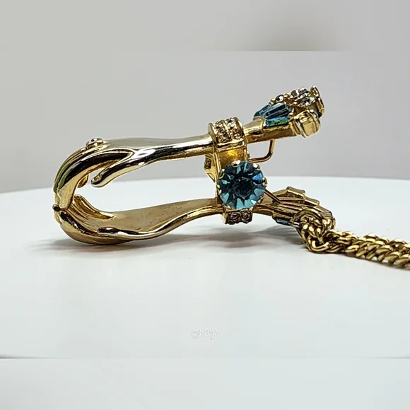 Vintage 1950 Bylle Co Clasped Hands Glove Holder Clip *Gold/Blue* EUC - Picture 15 of 17